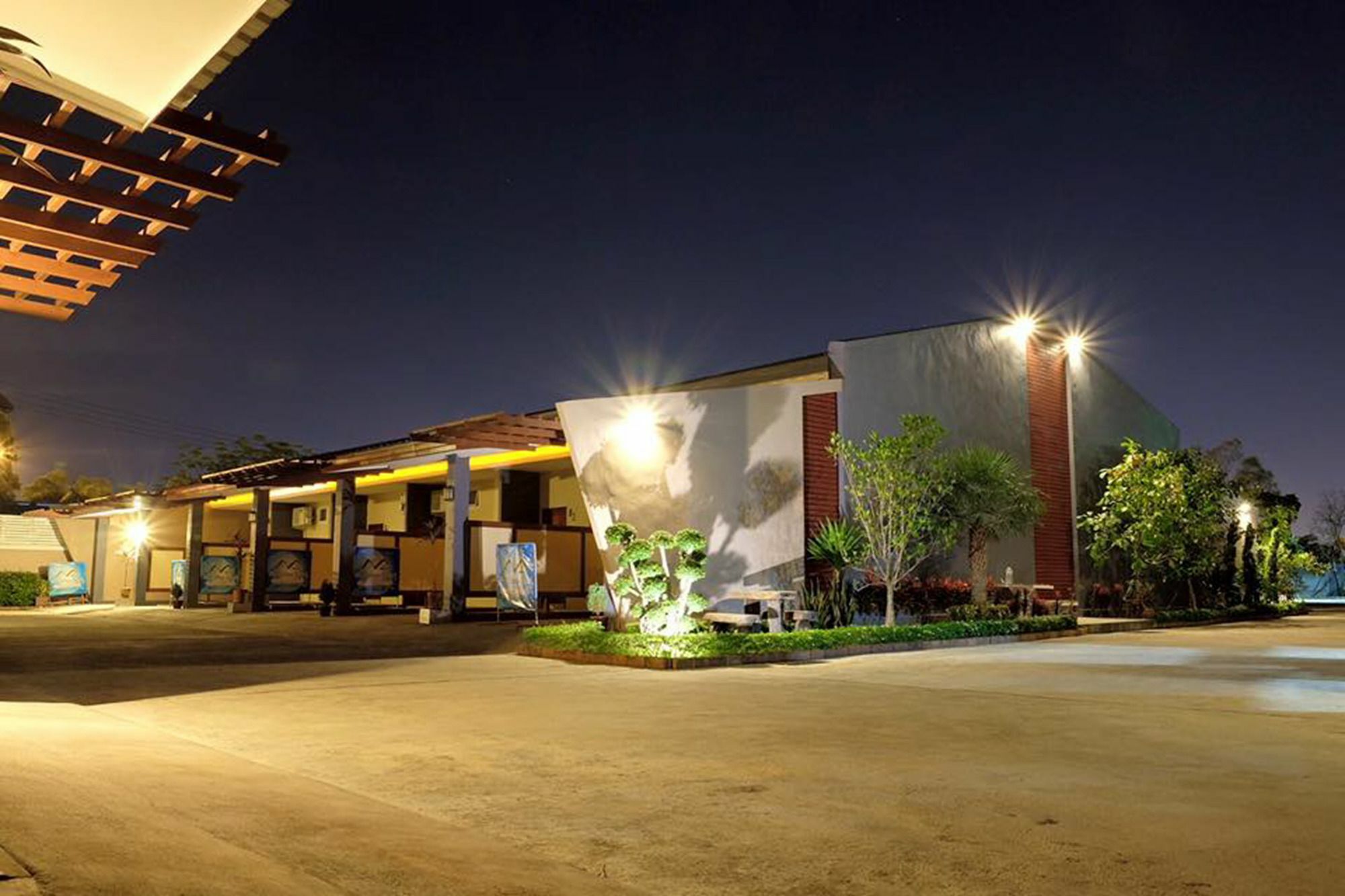 N2 Pattaya Resort Nong Prue Exterior photo